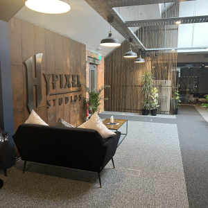 Antro Office（洞穴办公室）